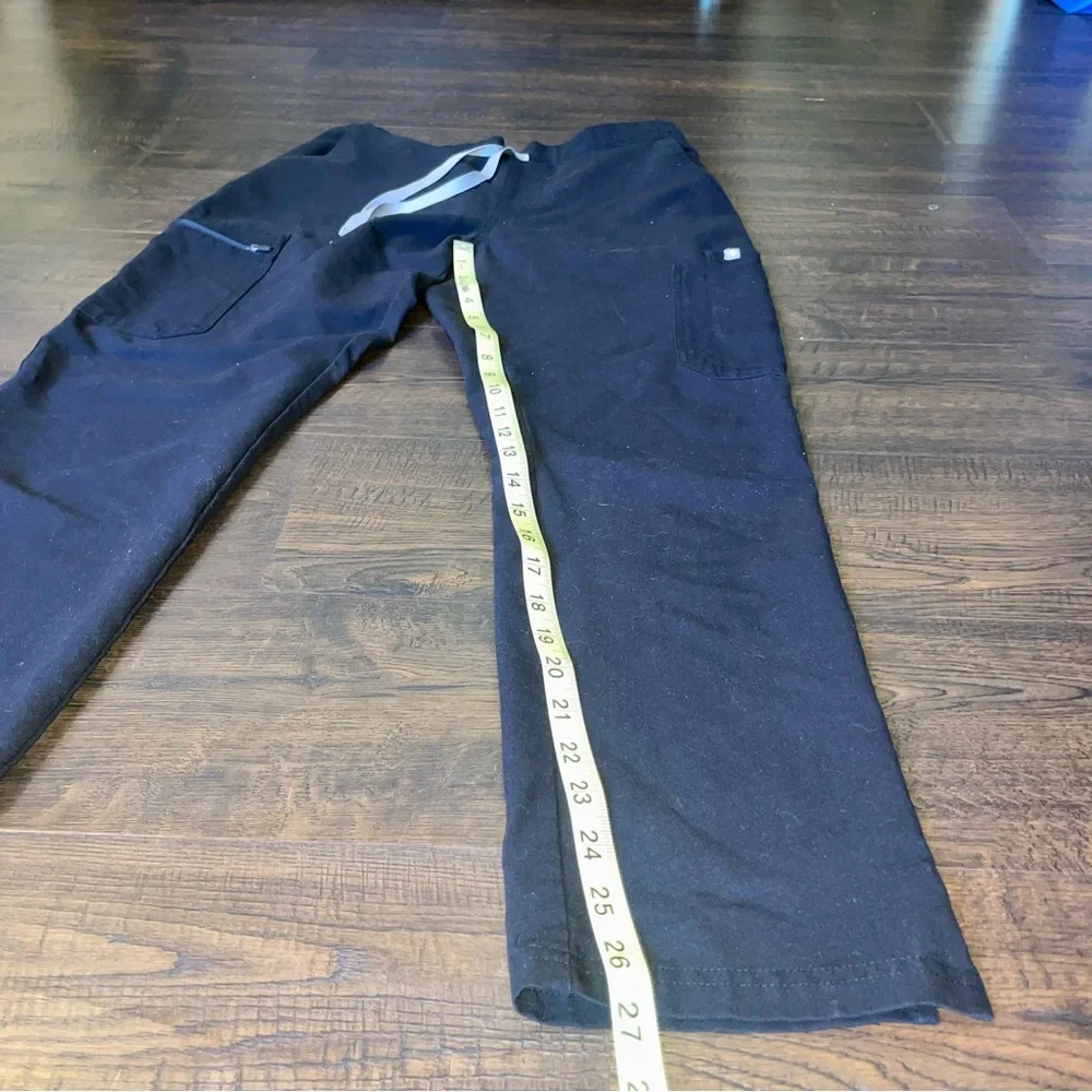 Figs Black petite scrub pants - Picture 8 of 8